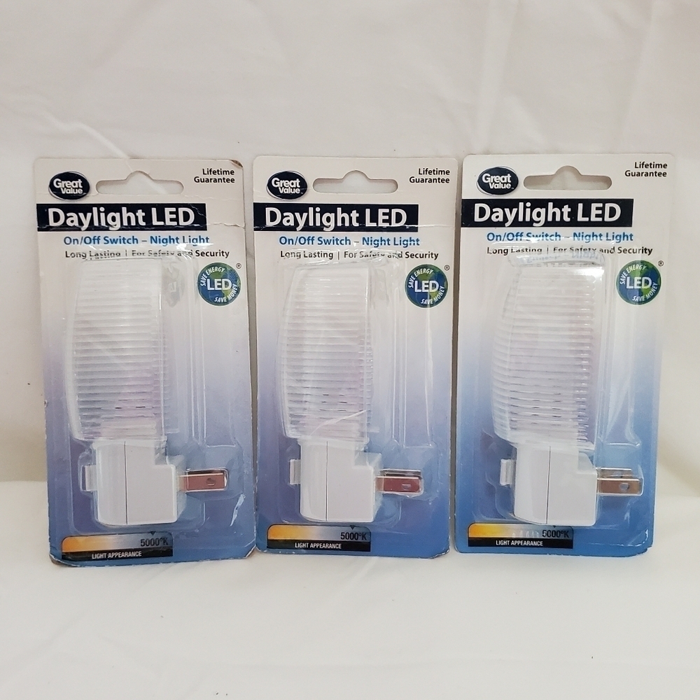 Set Of Three Great Value Daylight LED Night Lights